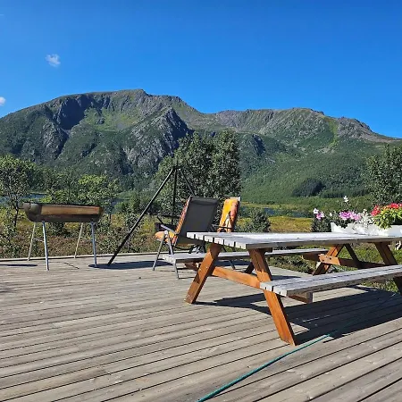 펜션 Modern Cabin By Fresh Water In Beautiful Vesteralen 소르틀란