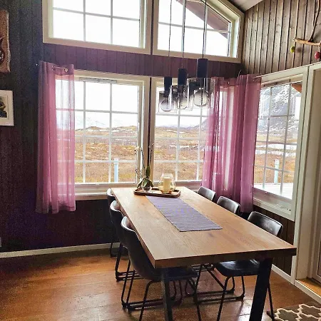 펜션 Modern Cabin By Fresh Water In Beautiful Vesteralen *